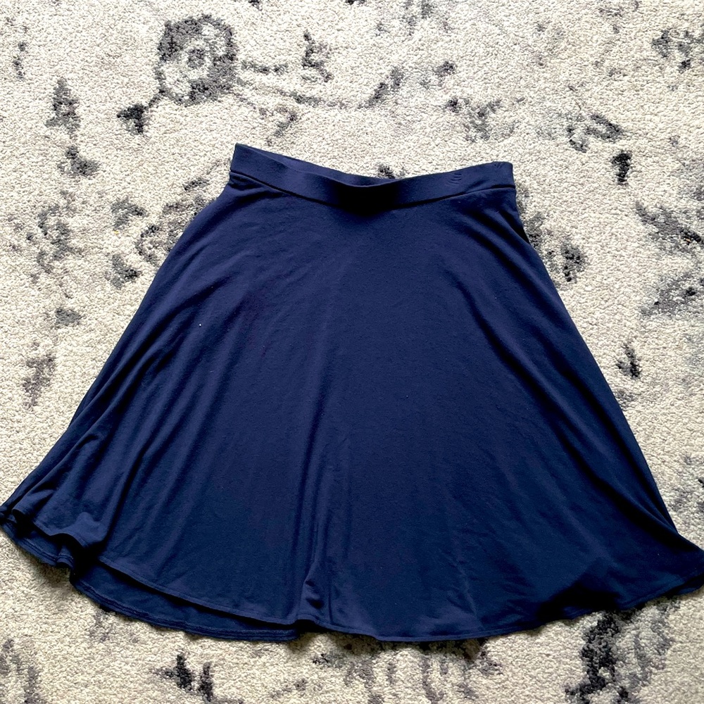 Willi Smith elastic waist navy blue skater swing soft skirt with pockets size S